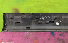 Молдинг передней левой двери для Audi Q7 на фотографиях