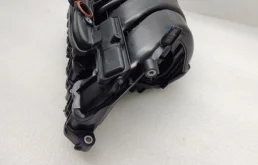 Впускной коллектор для Toyota RAV4 на фотографиях