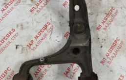 Рычаг задний левый нижний для Suzuki Grand Vitara 2012 года на фотографиях