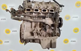 Двигатель для Suzuki Swift 2001 года на фотографиях