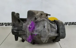 Редуктор переднего моста для Volvo XC90 2009 года на фотографиях