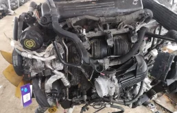 Двигатель без навесного для Jeep Liberty на фотографиях