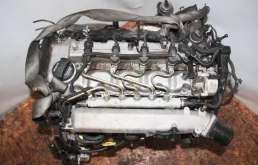 Двигатель без навесного для Hyundai Matrix 2006 года на фотографиях