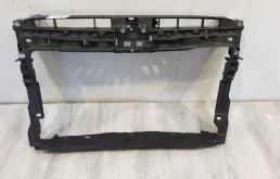 Приборная панель для Volkswagen Golf 2017 года на фотографиях