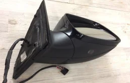 Зеркало боковое правое для Audi Q7 2008 года на фотографиях