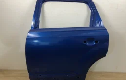 Дверь задняя левая для Audi Q7 2018 года на фотографиях