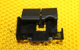 Ручка открывания капота для Nissan Tiida 2012 года на фотографиях