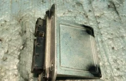 Блок управления двигателем для Toyota Land Cruiser на фотографиях