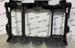 Панель радиатора (телевизор) для Citroen C5 на фотографиях