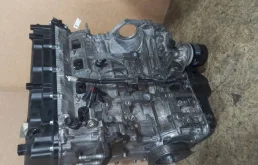 Двигатель без навесного для Kia Sorento 2015 года на фотографиях