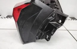 Фонарь левый для Toyota RAV4 2023 года на фотографиях