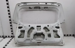 Дверь багажника для Kia Carnival на фотографиях