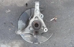 Кулак поворотный левый для Opel Insignia на фотографиях