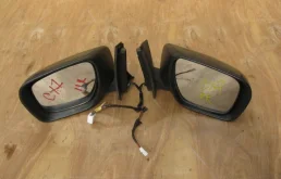 Стекла и зеркала для Mazda CX 7 2012 года на фотографиях