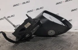 Стекла и зеркала для Peugeot 3008 на фотографиях