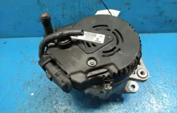 Генератор для Nissan Serena 2014 года на фотографиях