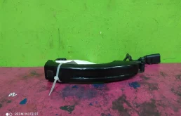 Ручка двери передняя левая внешняя для Audi Q7 2012 года на фотографиях