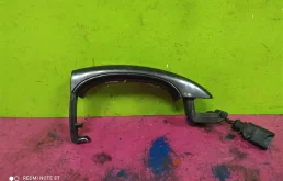 Ручка двери передняя левая внешняя для Audi Q7 2012 года на фотографиях