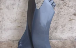 Крыло правое для Mazda CX 7 2006 года на фотографиях