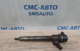 Форсунка топливная для Volvo XC90 2013 года на фотографиях