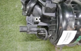 Впускной патрубок воздушного фильтра для Hyundai Solaris 2017 года на фотографиях