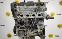 Двигатель без навесного для Citroen Berlingo 2014 года на фотографиях