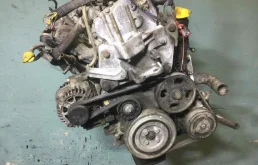 Двигатель без навесного для Fiat Doblo 2008 года на фотографиях