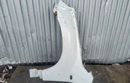 Крыло левое для Suzuki Grand Vitara на фотографиях