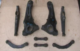 Рычаг продольный задний левый для Mitsubishi ASX 2010 года на фотографиях