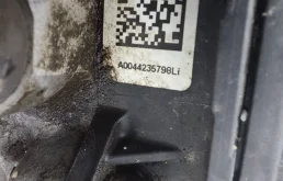 Суппорт задний левый для Mercedes-Benz E class 2018 года на фотографиях