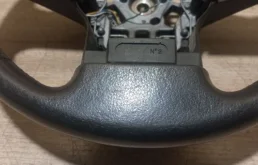 Руль для Nissan Pathfinder на фотографиях