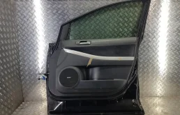 Двери для Mazda CX 7 2011 года на фотографиях