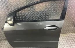 Дверь передняя левая для Honda Civic на фотографиях