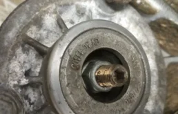 Амортизатор задний правый для BMW 5er 2011 года на фотографиях