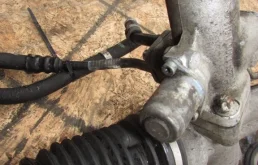 Рулевая рейка для Mercedes-Benz GL class 2012 года на фотографиях