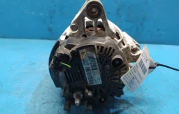 Генератор для Nissan X-Trail 2021 года на фотографиях