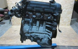 Двигатель без навесного для Kia Rio на фотографиях