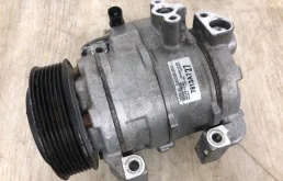 Компрессор кондиционера для Mitsubishi Pajero Sport 2010 года на фотографиях