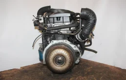 Двигатель без навесного для Kia Carnival 2007 года на фотографиях