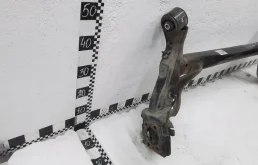 Задняя балка для Hyundai Solaris 2022 года на фотографиях