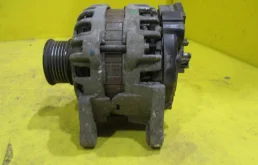 Генератор для Renault Logan 2017 года на фотографиях