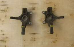 Двери для Nissan March на фотографиях