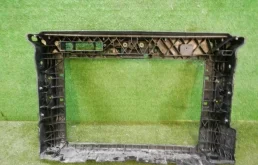 Панель радиатора (телевизор) для Skoda Rapid 2021 года на фотографиях