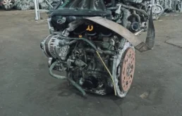 Двигатель для Nissan Serena 2009 года на фотографиях