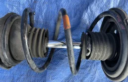 Амортизатор передний левый для Toyota Corolla на фотографиях