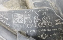 Фара ксенон левая для Audi A5 на фотографиях