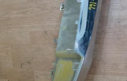 Фартук переднего бампера для Mercedes-Benz GL class на фотографиях