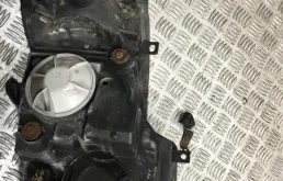 Фары для Land Rover Freelander 2007 года на фотографиях