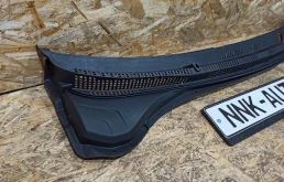 Жабо правое для Hyundai Solaris 2021 года на фотографиях