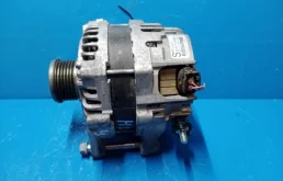 Генератор для Mazda CX 5 на фотографиях